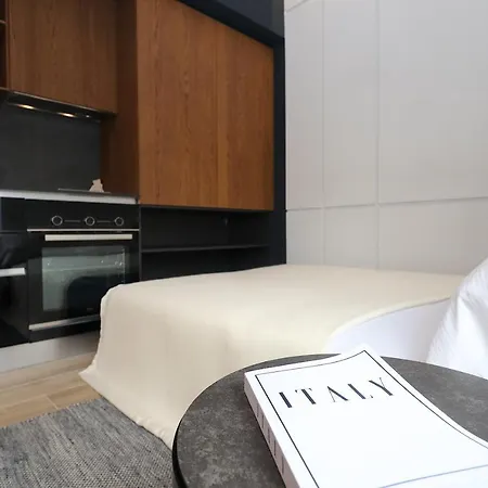 Hidden Gem-renovated 2023-studio Garibaldi-perfect For Romantic Couples-best Of The * 奧爾比亞