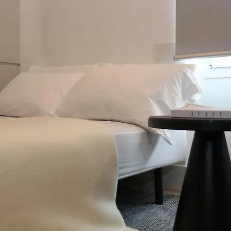 Apartment Hidden Gem-renovated 2023-studio Garibaldi-perfect For Romantic Couples-best Of The *